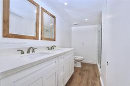 Picture of 21075 NE 34Th Ave # 205, Aventura, FL 33180