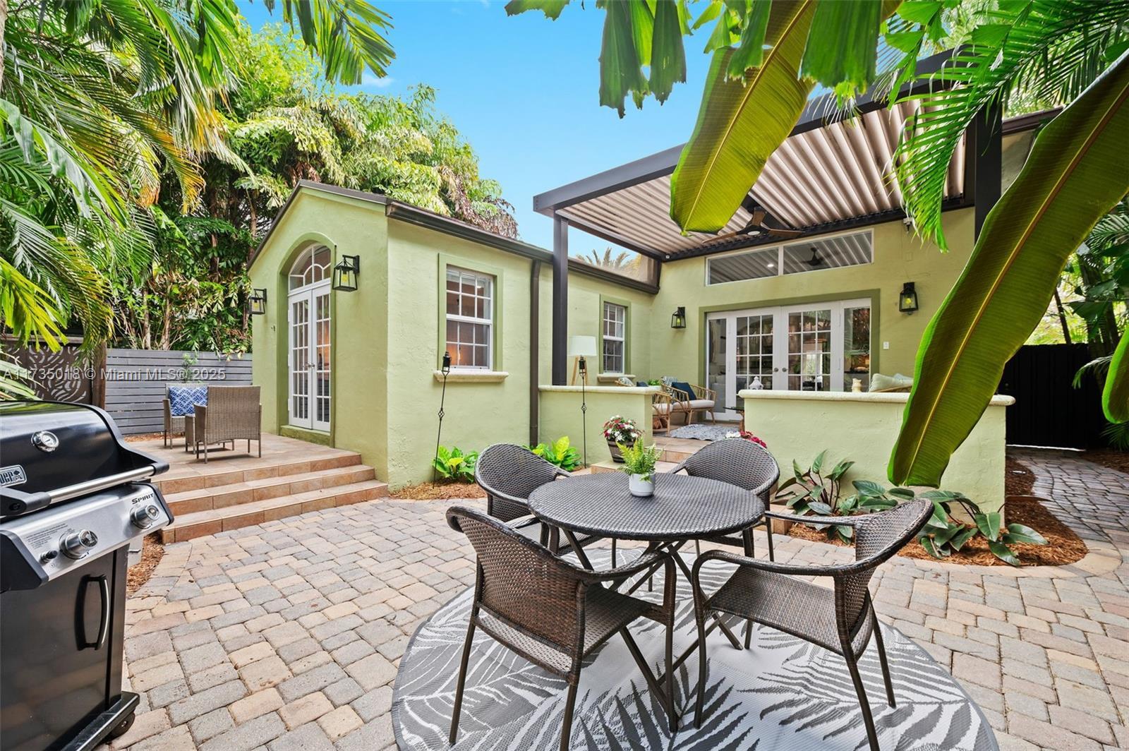 Picture of 1109 NE 3Rd St, Fort Lauderdale, FL 33301
