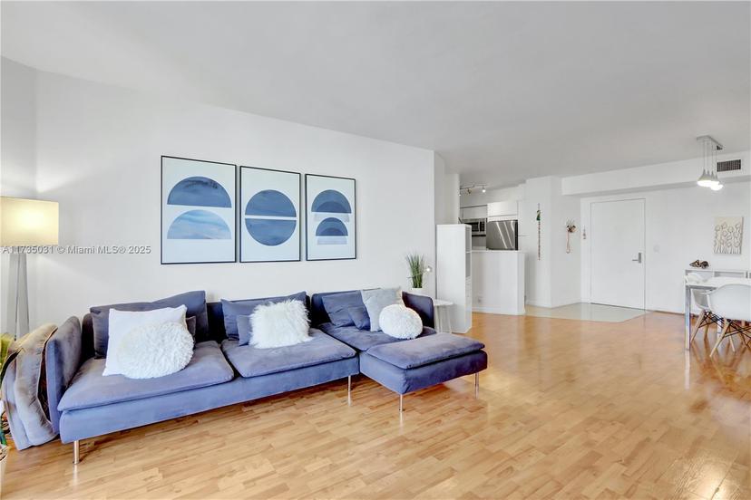 Picture of 3400 NE 192Nd St # 1110, Aventura FL 33180