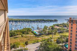 Picture of 2901 S Bayshore Dr # 13F, Miami, FL 33133