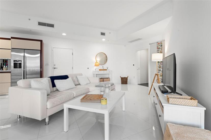 Picture of 2100 Park Ave # 206, Miami Beach FL 33139