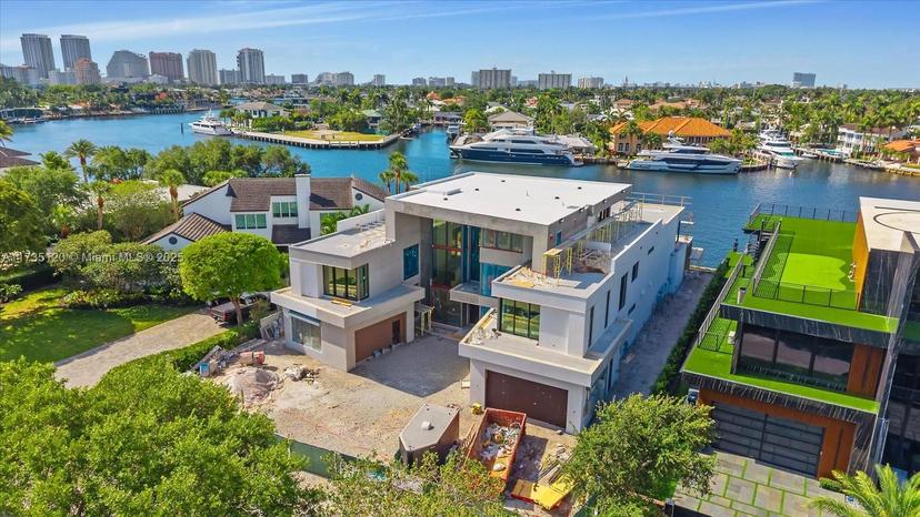 Picture of 725 Middle River Dr, Fort Lauderdale FL 33304