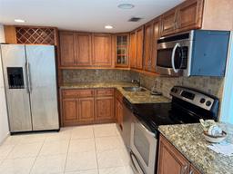 Picture of 1420 Brickell Bay Dr # 306D, Miami, FL 33131