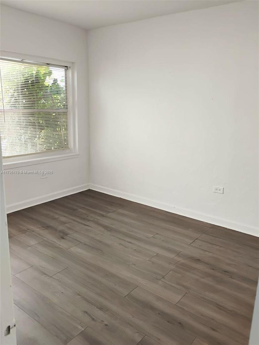 Picture of 1555 Pennsylvania Ave # 202, Miami Beach FL 33139