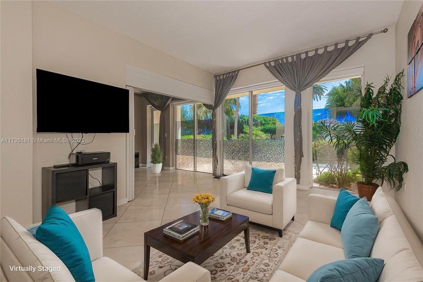 Picture of 11111 Biscayne Blvd # 1G, Miami FL 33181