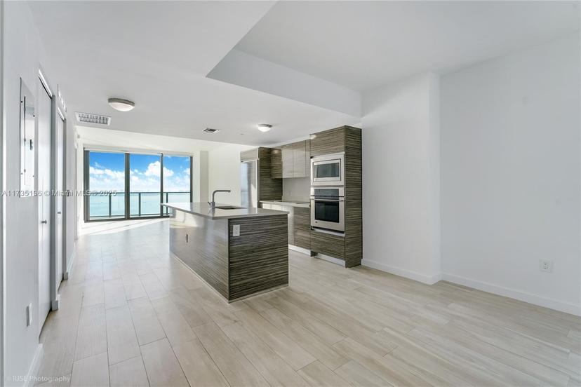 Picture of 460 NE 28Th St # 3803, Miami FL 33137