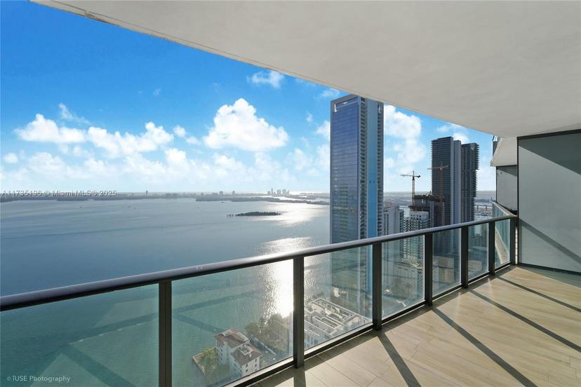 Picture of 460 NE 28Th St # 3803, Miami FL 33137