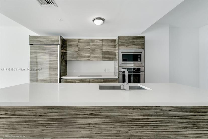 Picture of 460 NE 28Th St # 3803, Miami FL 33137