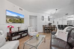 Picture of 1830 Radius Dr # 820, Hollywood, FL 33020