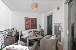 Picture of 1830 Radius Dr # 820, Hollywood, FL 33020