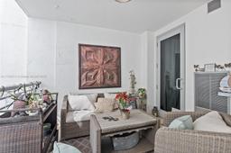 Picture of 1830 Radius Dr # 820, Hollywood, FL 33020