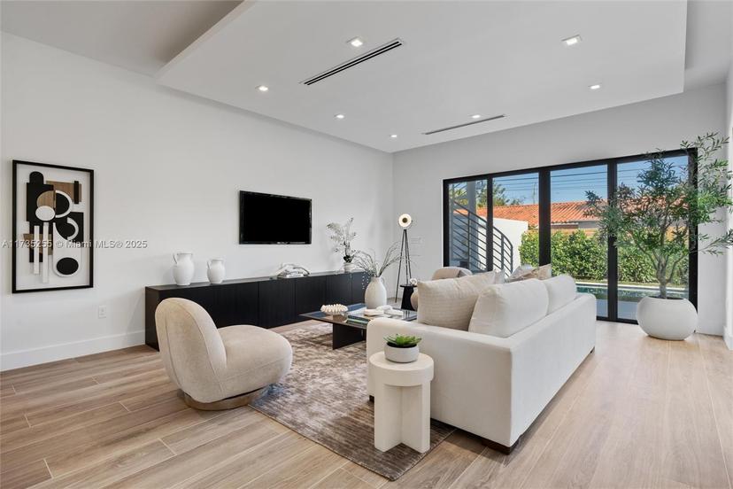 Picture of 1247 SW 13 Ave # A, Miami FL 33135