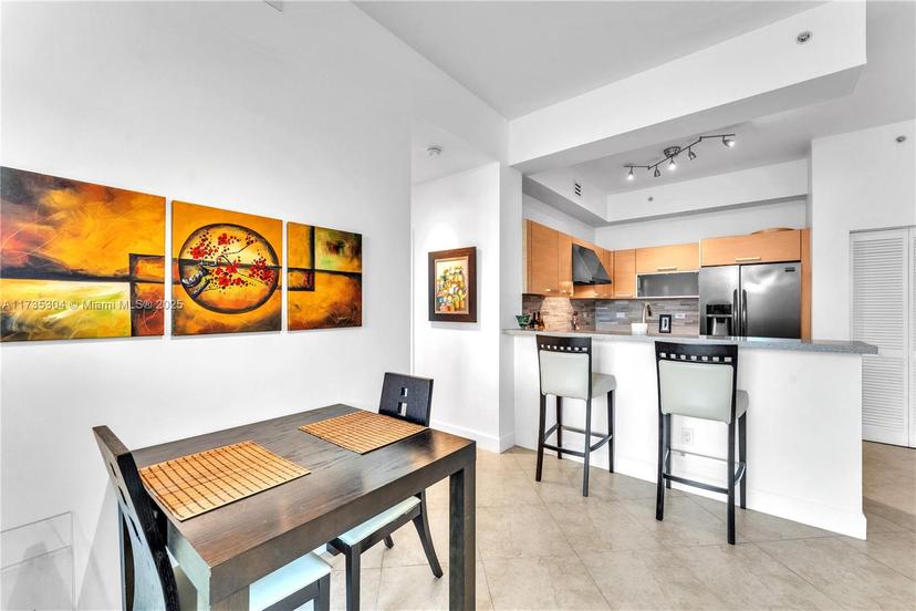 Picture of 2525 SW 3Rd Ave # 1008, Miami FL 33129