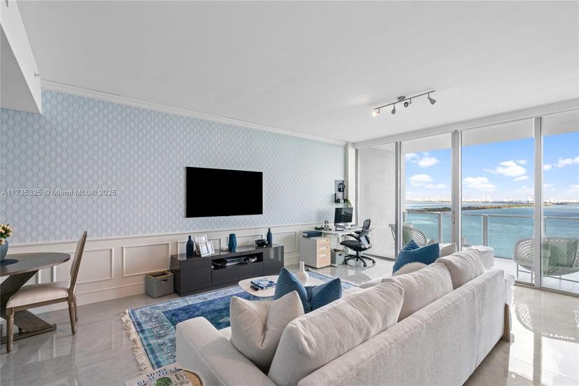 Picture of 2900 NE 7Th Ave # 1804, Miami FL 33137