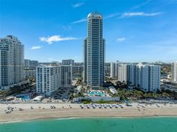 Picture of 3101 S Ocean Dr # 2703, Hollywood, FL 33019