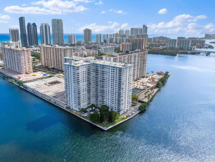 Picture of 301 174Th St # 610, Sunny Isles Beach FL 33160