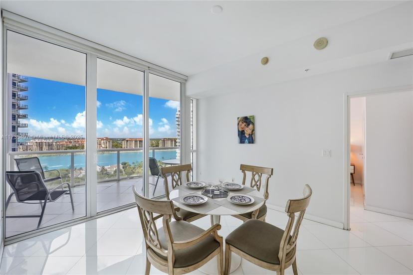 Picture of 50 S Pointe Dr # 1704, Miami Beach FL 33139