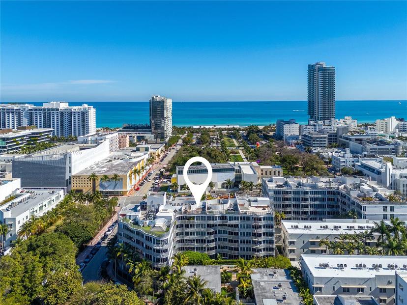 Picture of 2155 Washington Ct # 208, Miami Beach FL 33139