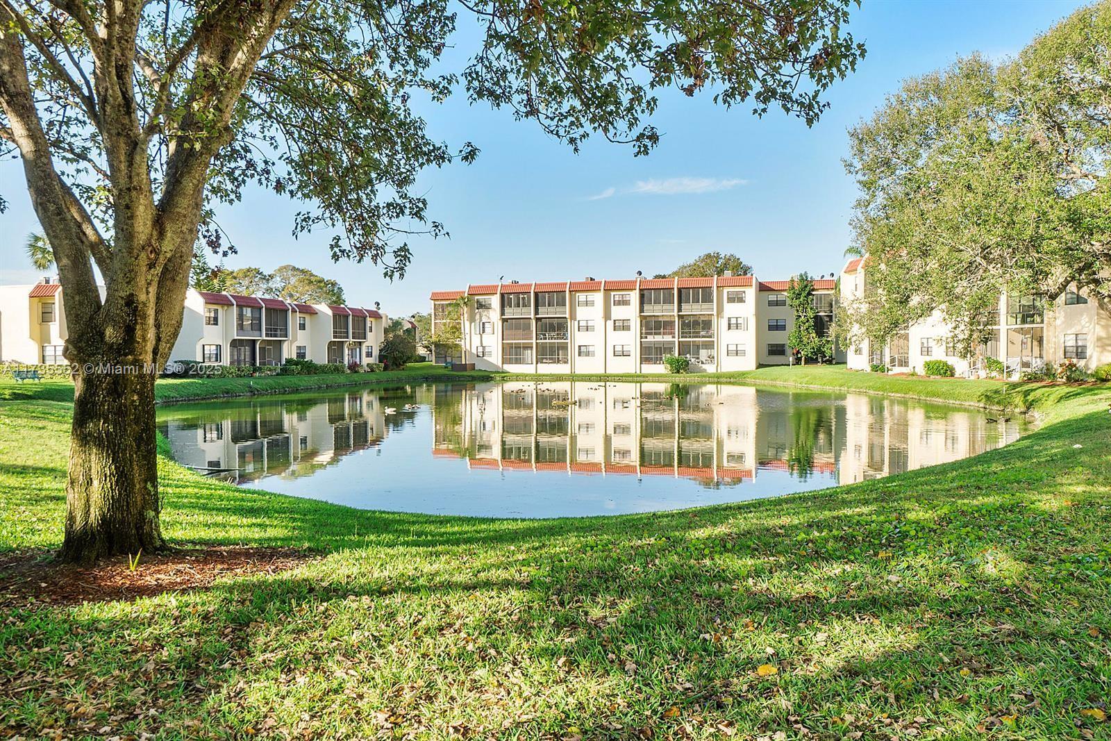 Picture of 2050 Oleander Blvd # 101, Fort Pierce, FL 34950