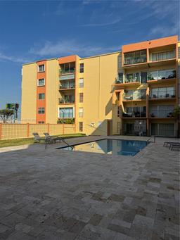 Picture of 1975 W 44Th Pl # 106, Hialeah, FL 33012