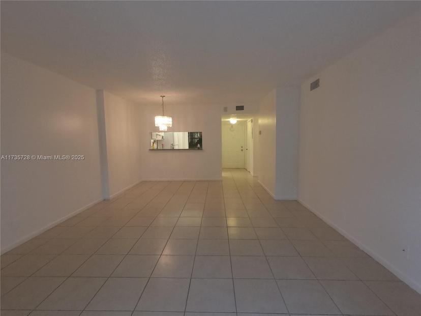 Picture of 6575 W Oakland Park Blvd # 114, Lauderhill FL 33313