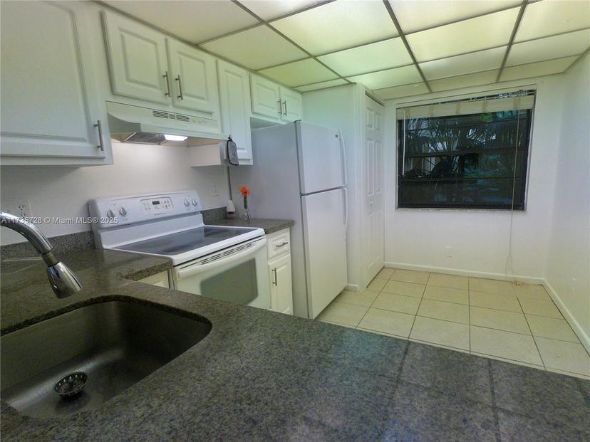 Picture of 6575 W Oakland Park Blvd # 114, Lauderhill FL 33313