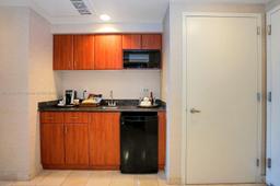 Picture of 18001 Collins Ave # 1802, Sunny Isles Beach, FL 33160