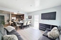Picture of 1938 Jackson St # 202, Hollywood, FL 33020