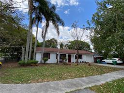 Picture of 14902 SW 65Th Ter, Miami, FL 33193