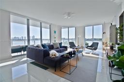 Picture of 17111 Biscayne Blvd # 410, North Miami Beach, FL 33160
