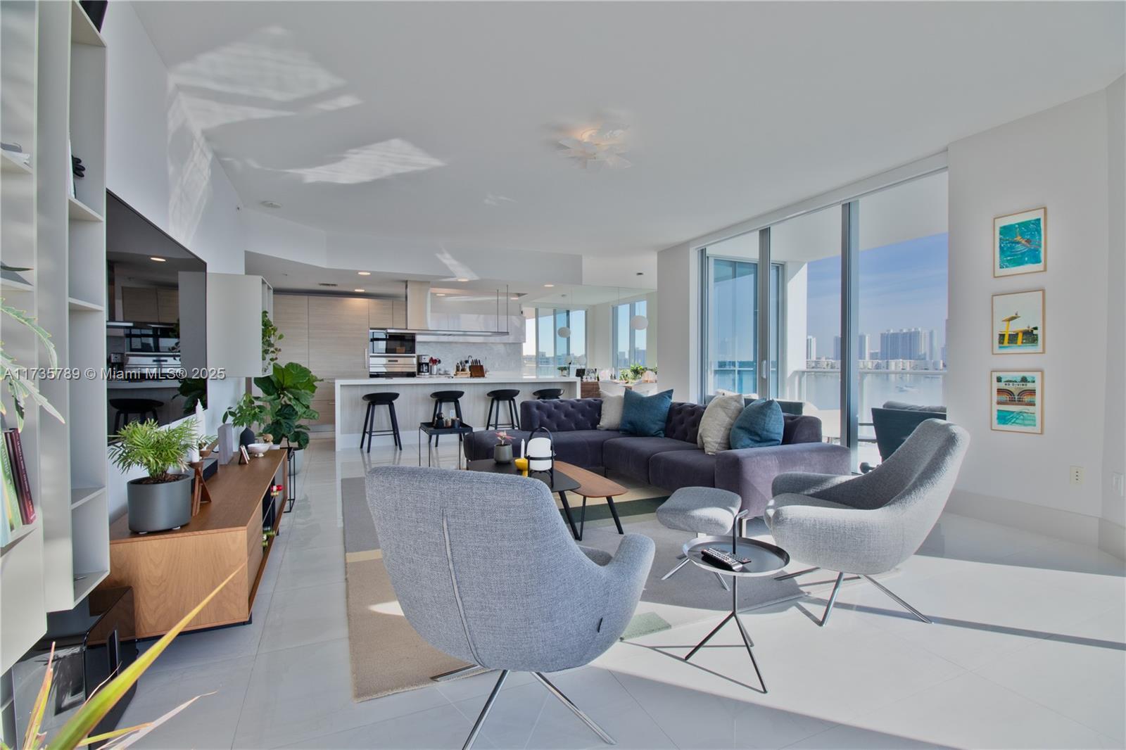 Picture of 17111 Biscayne Blvd # 410, North Miami Beach, FL 33160