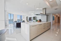 Picture of 17111 Biscayne Blvd # 410, North Miami Beach, FL 33160