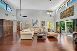 Picture of 9324 NW 50Th Doral Cir # 9324, Doral, FL 33178
