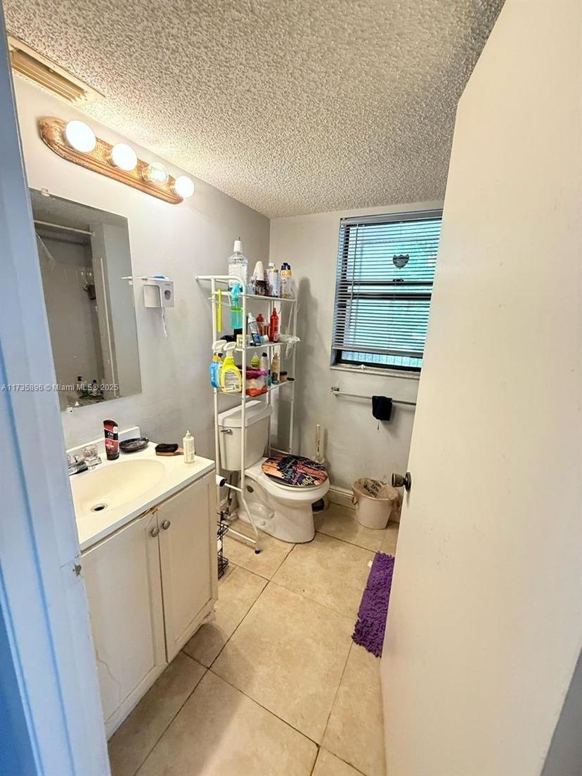 Picture of 4521 W Mcnab Rd # 11, Pompano Beach FL 33069