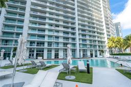 Picture of 90 SW 3Rd St # 3707, Miami, FL 33130