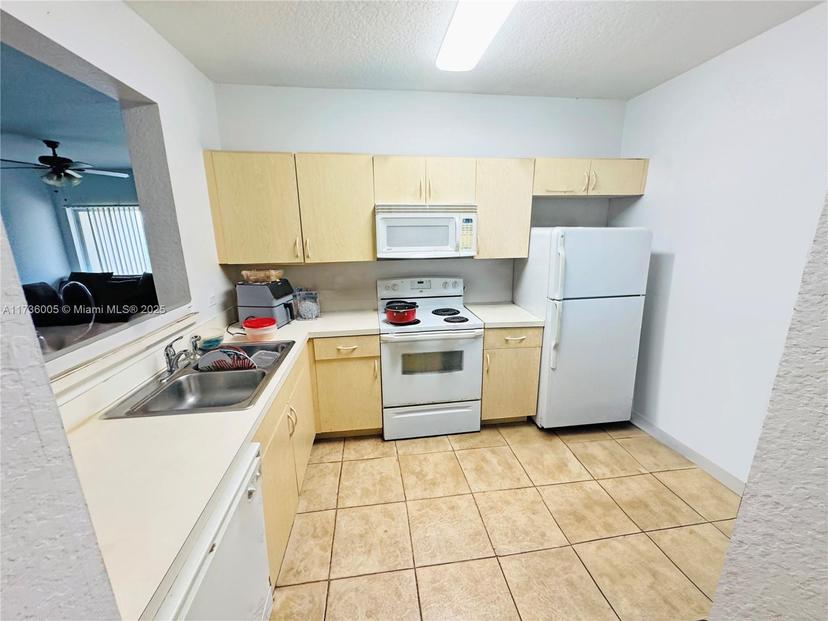 Picture of 1169 Golden Lakes Blvd # 1123, West Palm Beach FL 33411