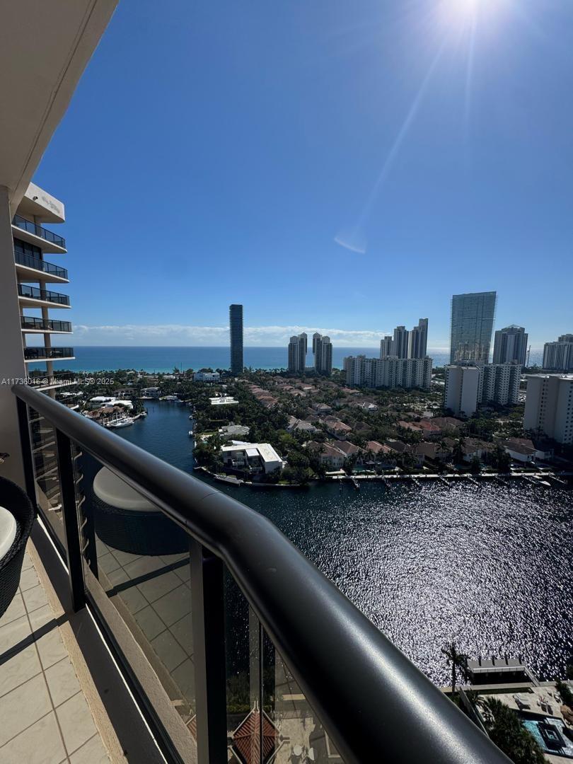 Picture of 19667 Turnberry Way # B, Aventura FL 33180