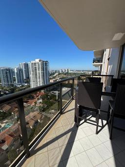 Picture of 19667 Turnberry Way # B, Aventura, FL 33180