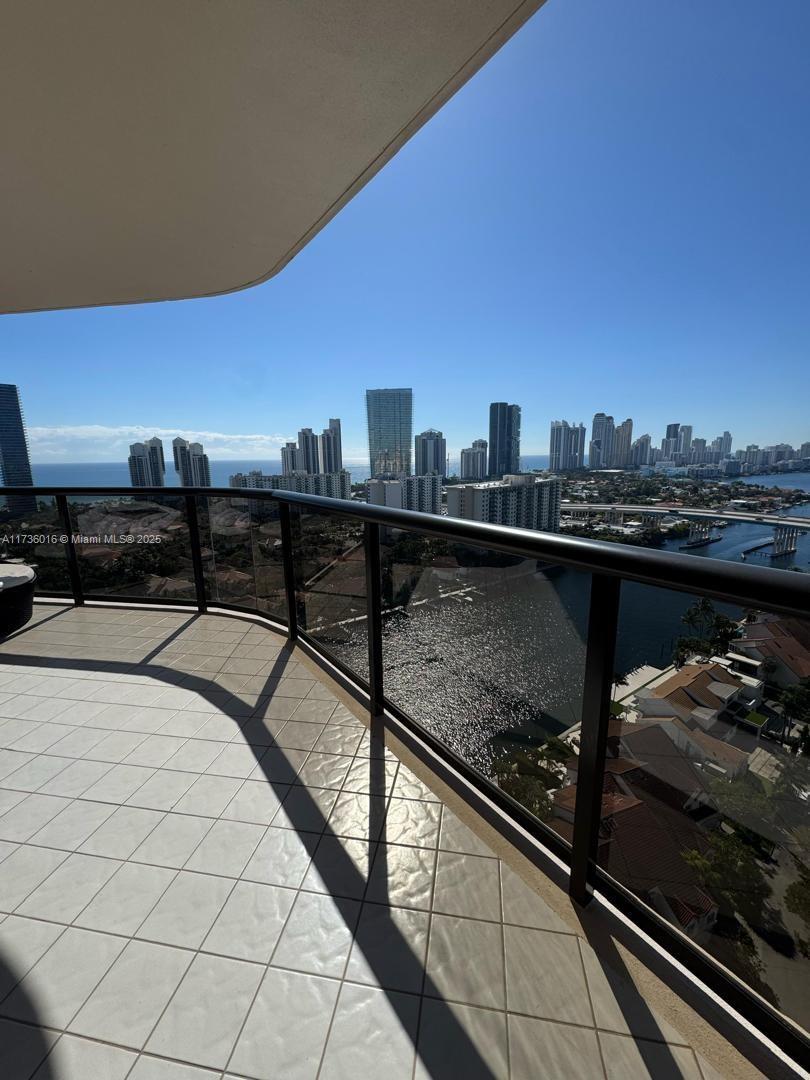 Picture of 19667 Turnberry Way # B, Aventura FL 33180