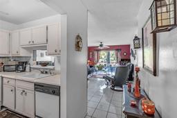 Picture of 4411 NW 16Th St # F109, Lauderhill, FL 33313