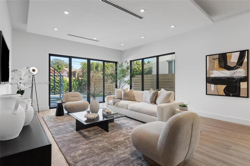 Picture of 1245 SW 13 Ave, Miami FL 33135