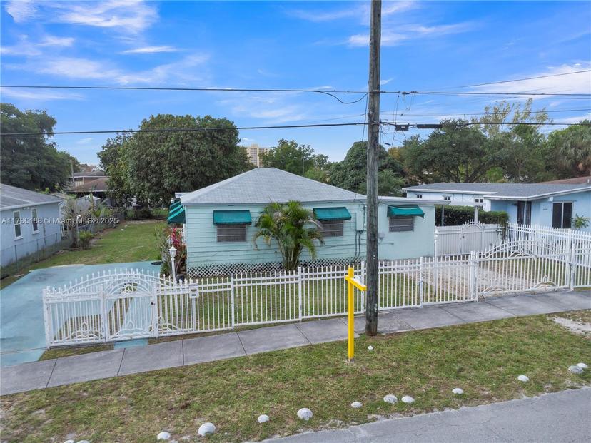 Picture of 2230 NW 58Th St, Miami FL 33142