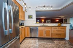 Picture of 6619 Burning Wood Dr # 274, Boca Raton, FL 33433