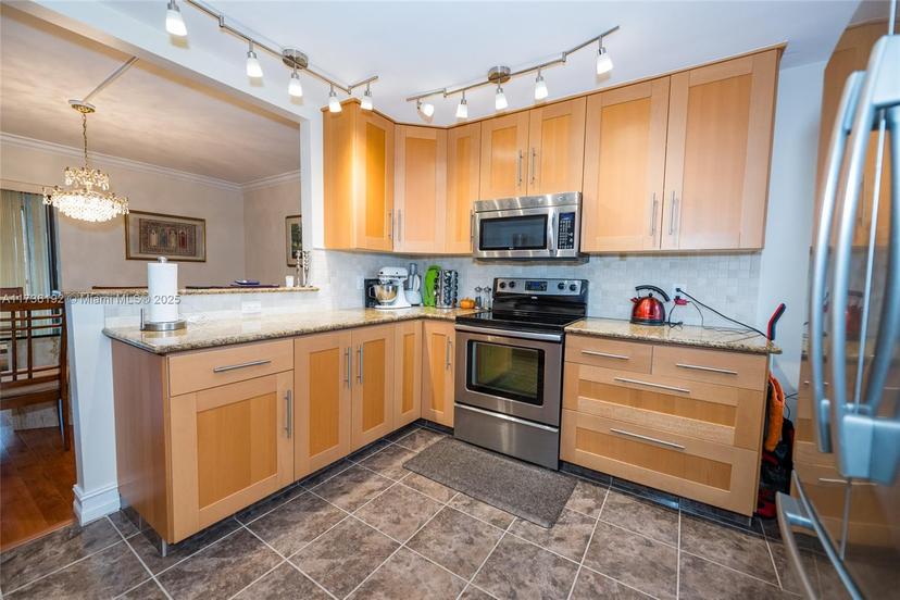 Picture of 6619 Burning Wood Dr # 274, Boca Raton FL 33433