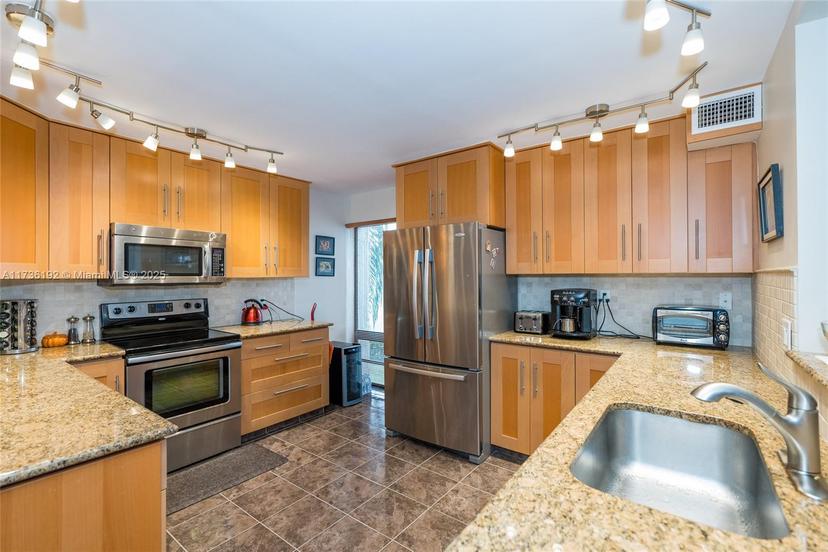 Picture of 6619 Burning Wood Dr # 274, Boca Raton FL 33433