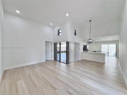 Picture of 420 SW 88Th Ct, Miami, FL 33174
