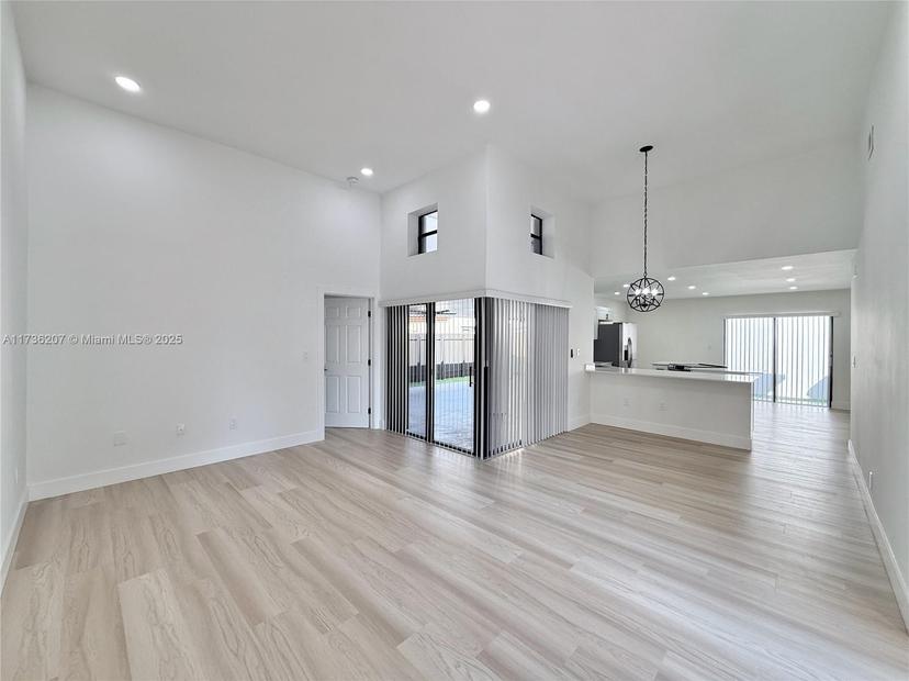 Picture of 420 SW 88Th Ct, Miami FL 33174