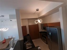 Picture of 325 S Biscayne Blvd, Miami, FL 33131