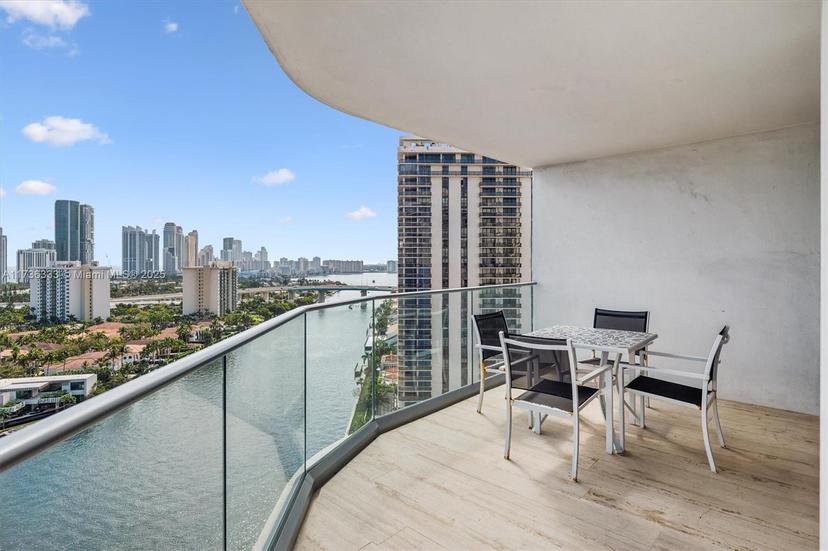Picture of 19707 Turnberry Way # 20H, Aventura FL 33180