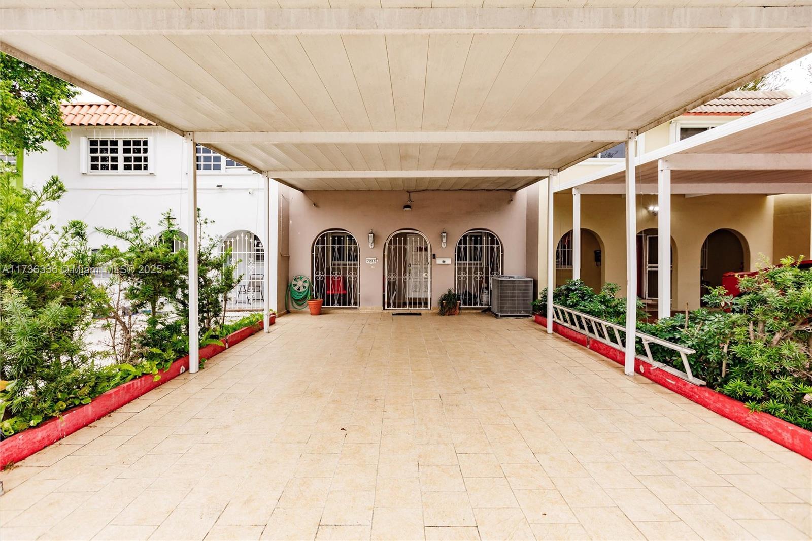 Picture of 7215 W 3Rd Ave, Hialeah, FL 33014